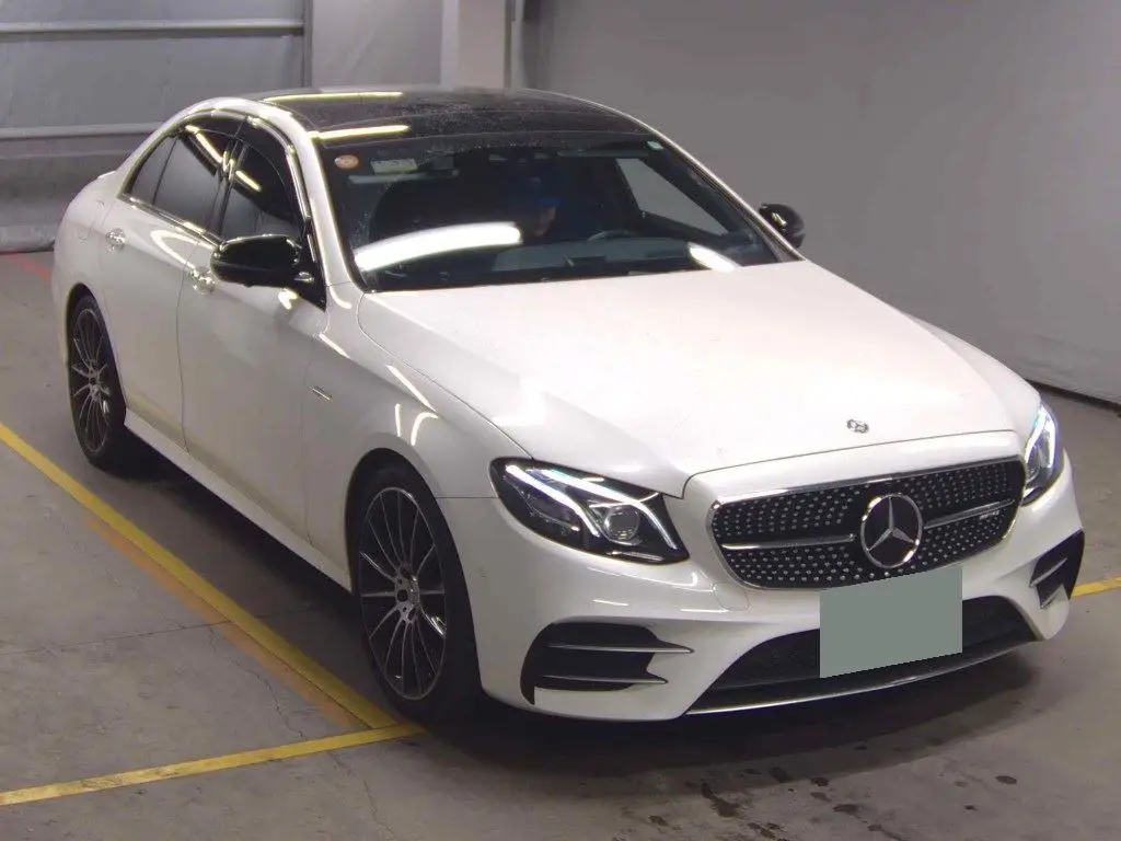 MERCEDES-AMG E-CLASS