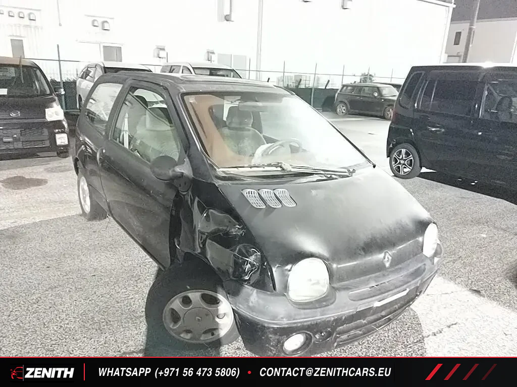 Vehicle photo 1