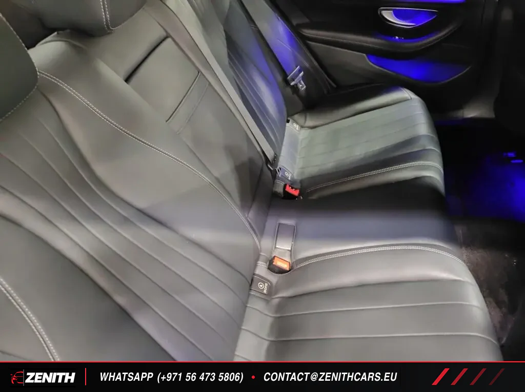Vehicle thumbnail 6