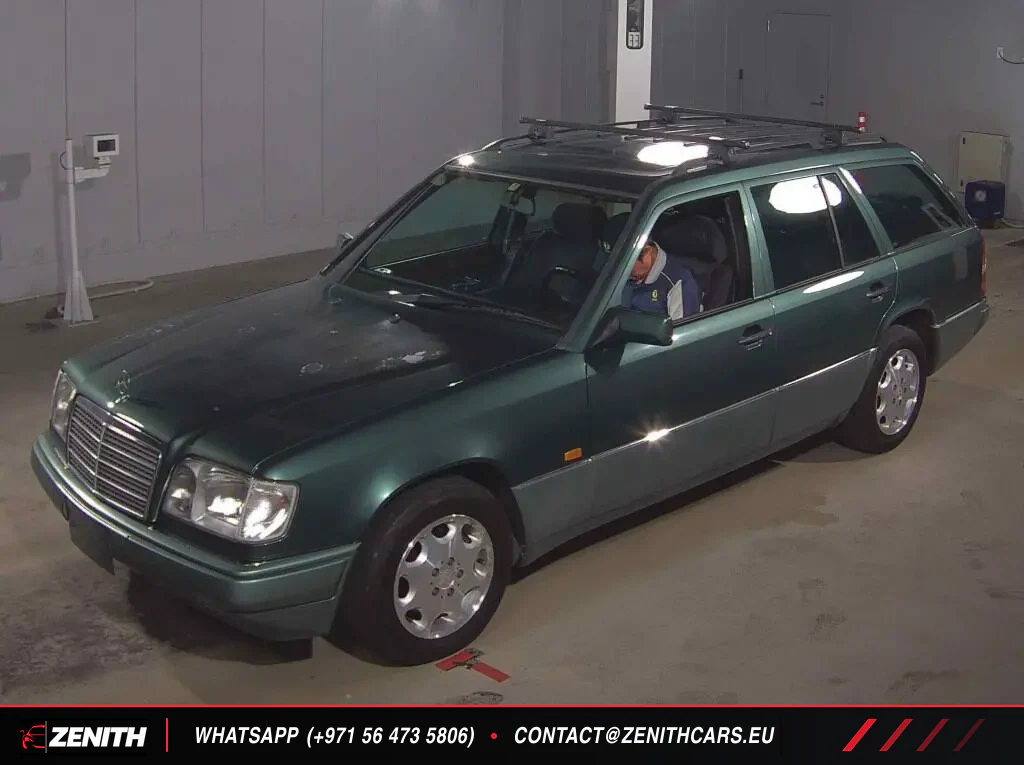Vehicle thumbnail 4