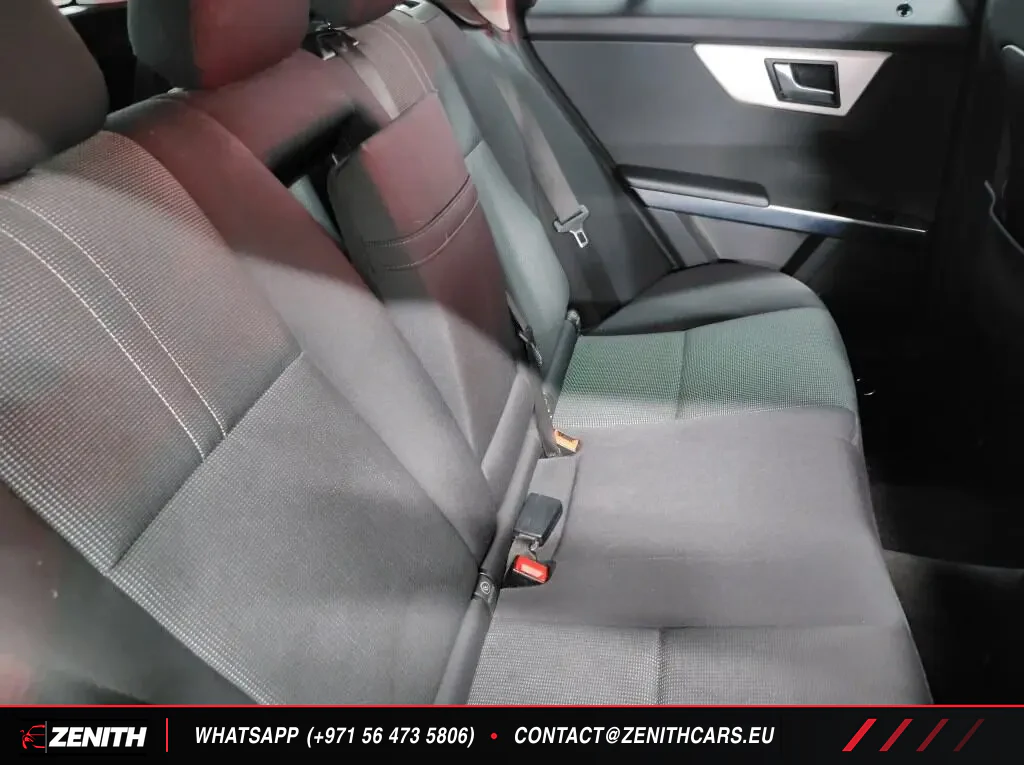 Vehicle thumbnail 6